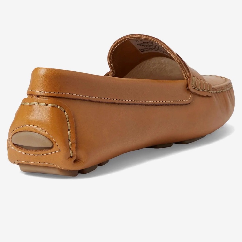New in Box Eastland sz11 Women’s Patricia Camel color Leather Slip-On Loafers… - Picture 7 of 9